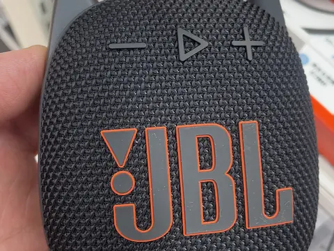 JBL Clip 5 Portable Speaker