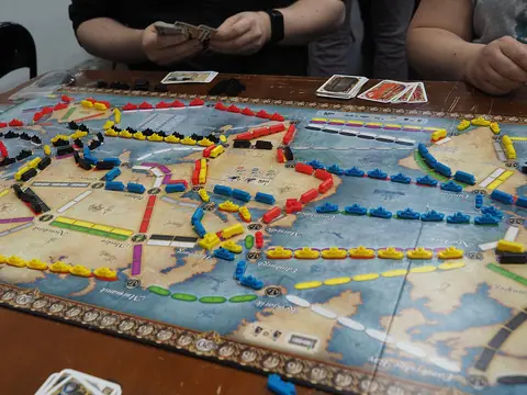 Ticket to Ride: Rails & Sails
